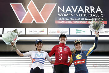 La ciclista Hannah Ludwig gana la Clásica Féminas de Navarra